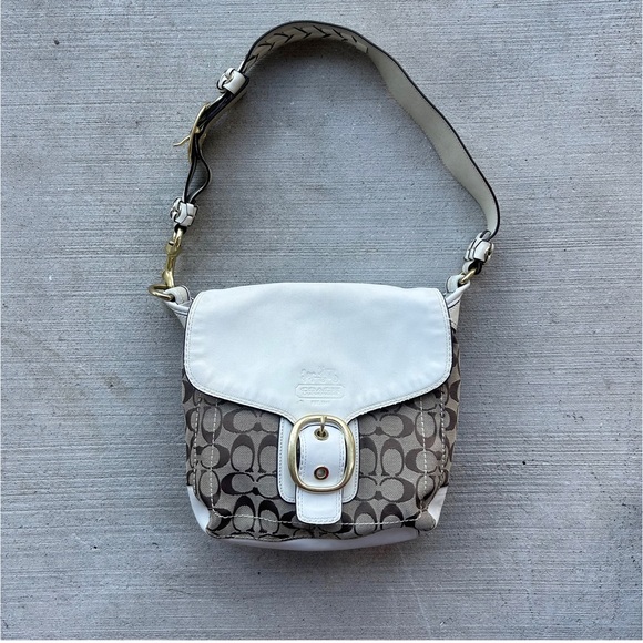 Vintage Coach Bleecker White and Brown Shoulder/Crossbody Bag